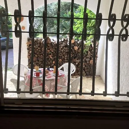 Nyaraló Villetta Lucertolone