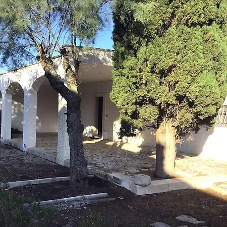 Villetta Lucertolone Nyaraló Vernole