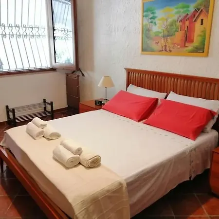 Nyaraló Villetta Lucertolone